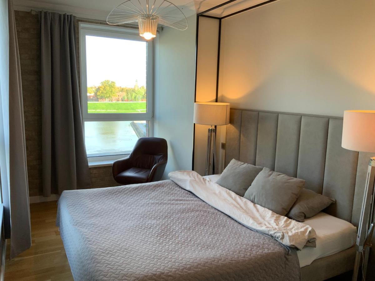 Riverside Apartment Self Check-In كلابيدا المظهر الخارجي الصورة